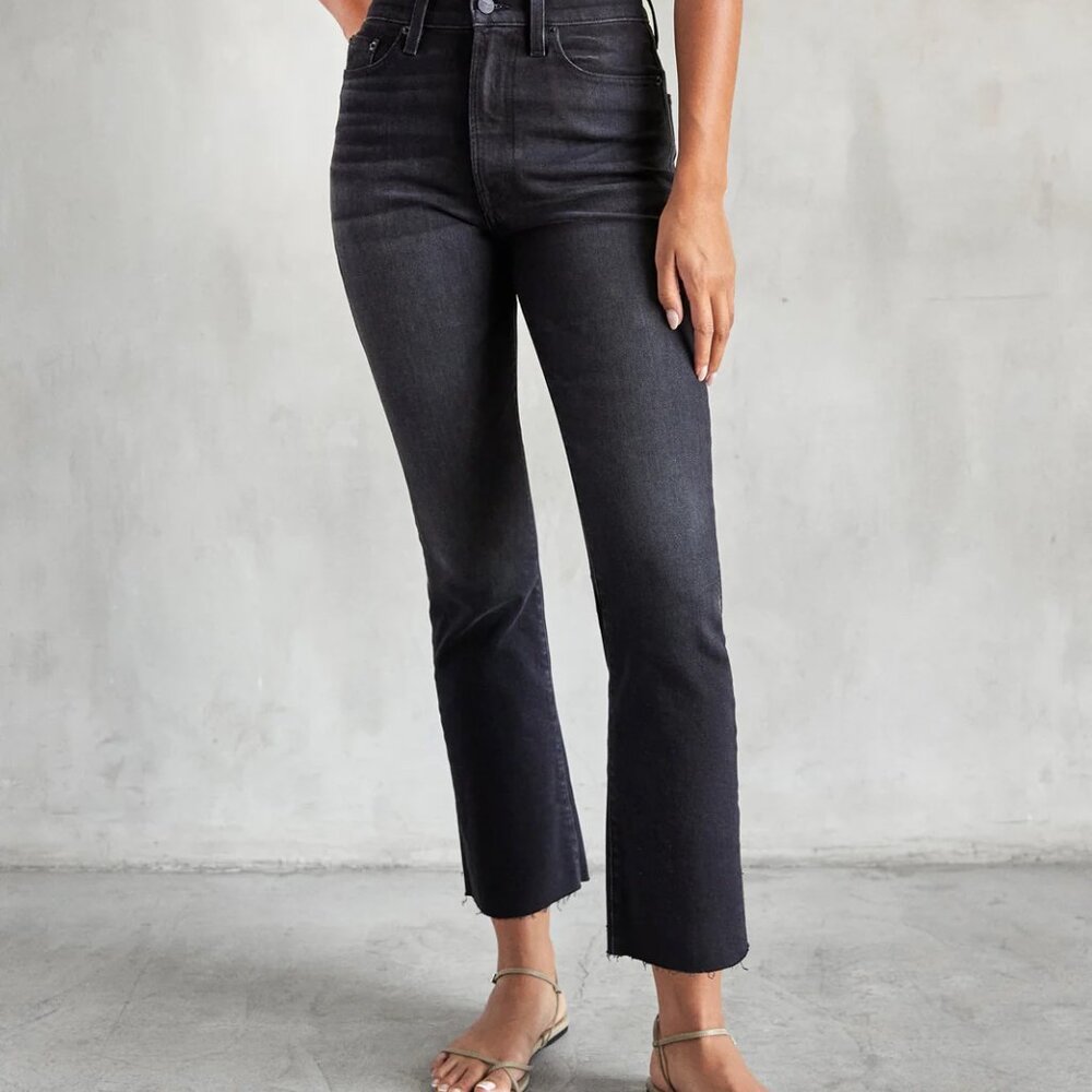 Outerknown Costa Crop Jean - Obsidian size 27 NWOT